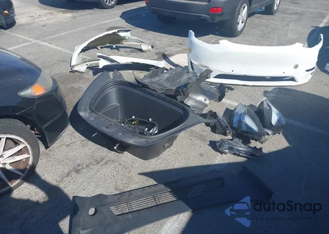 2022 Tesla Model Y Long Range Dual Motor All-Wheel Drive from USA, damaged, VIN 7SAYGAEE5NF493968